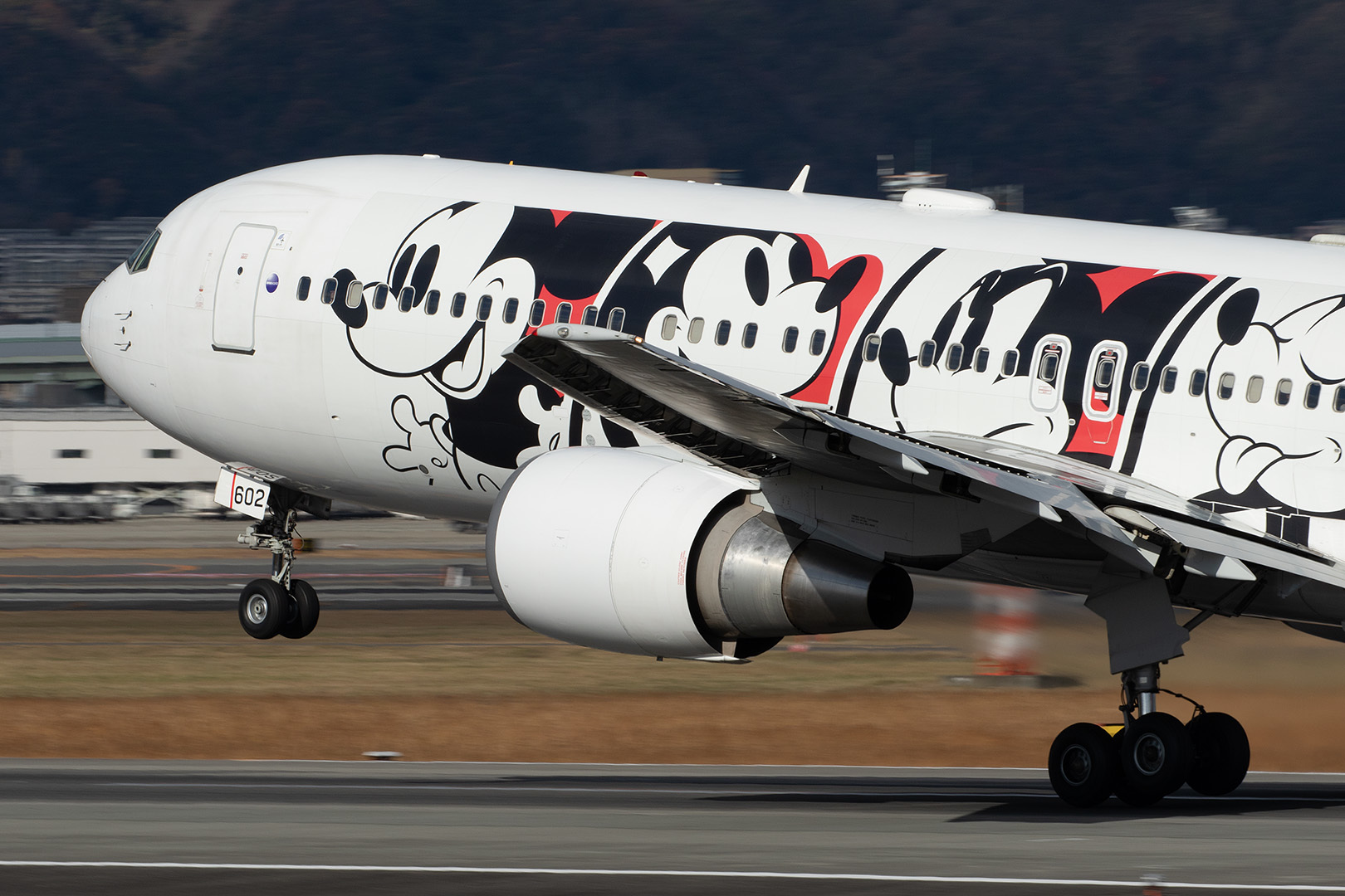 JAL DREAM EXPRESS 90　（伊丹空港、伊丹スカイパーク）_a0003166_15563472.jpg