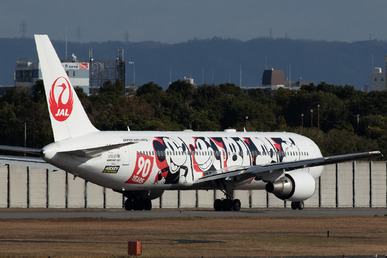 JAL DREAM EXPRESS 90　（伊丹空港、伊丹スカイパーク）_a0003166_15563493.jpg