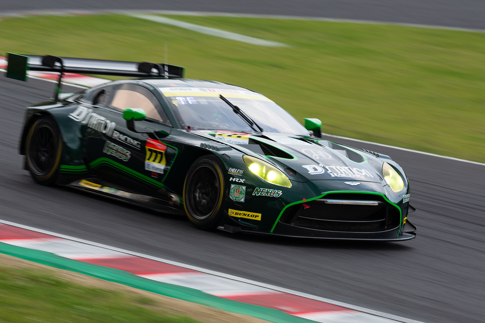 SUPER GT 鈴鹿 その４ D’station Vantage GT3_a0003166_15563832.jpg