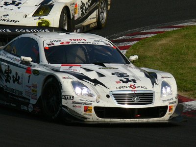 くるま_a0003166_1575850.jpg