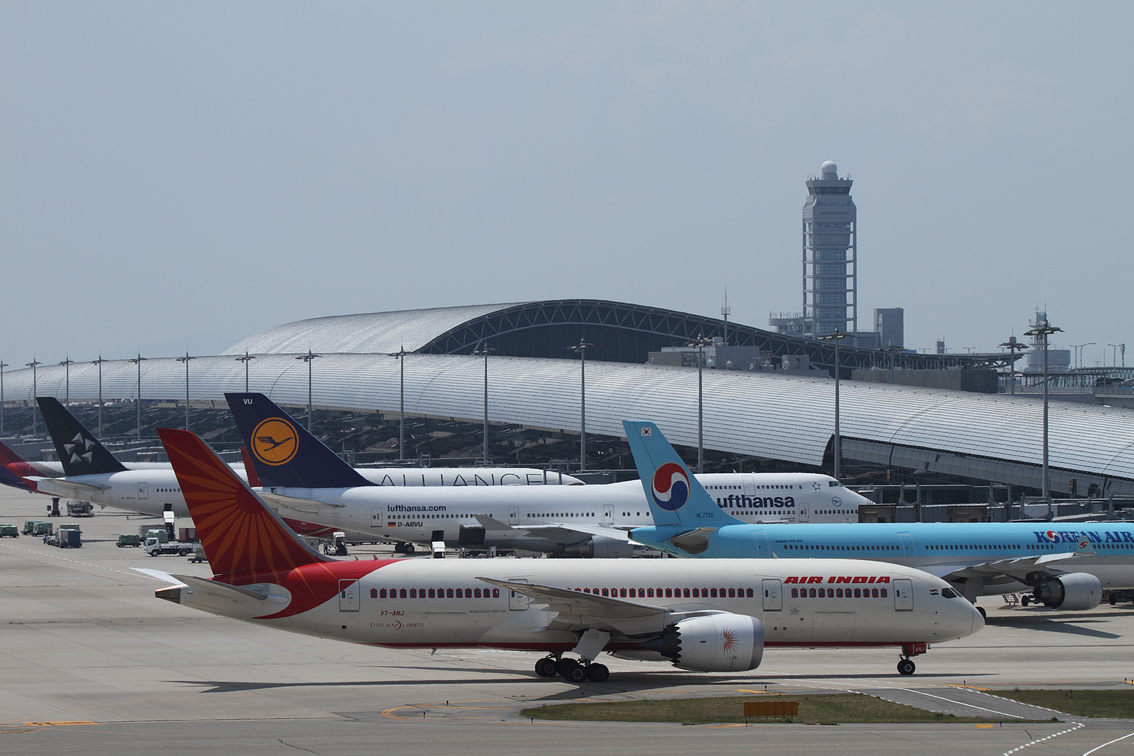 関空 （4/26）_a0003166_1602272.jpg