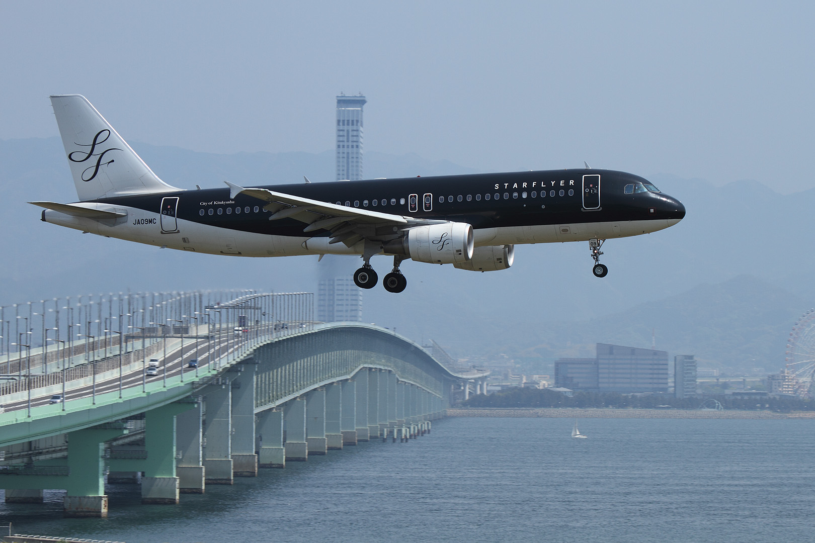 関空 （4/26）_a0003166_16043.jpg