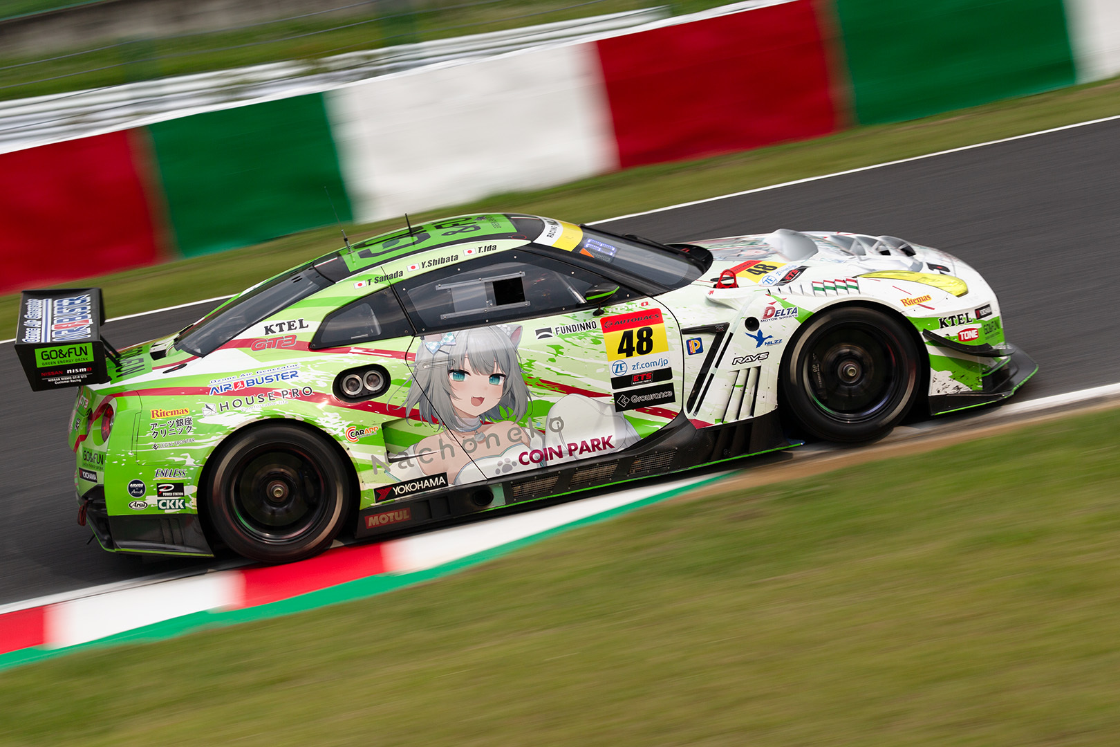 SUPER GT 鈴鹿 その６ GT300 キャラクター_a0003166_16062130.jpg