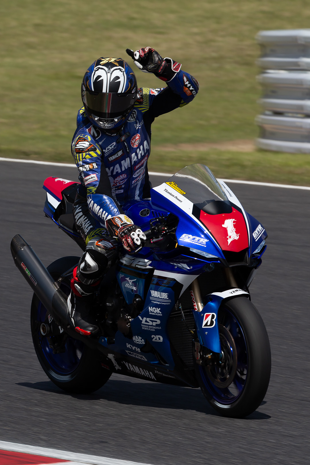 全日本ロードレース 第2戦 鈴鹿2&4 JSB1000 レース2_a0003166_16190862.jpg