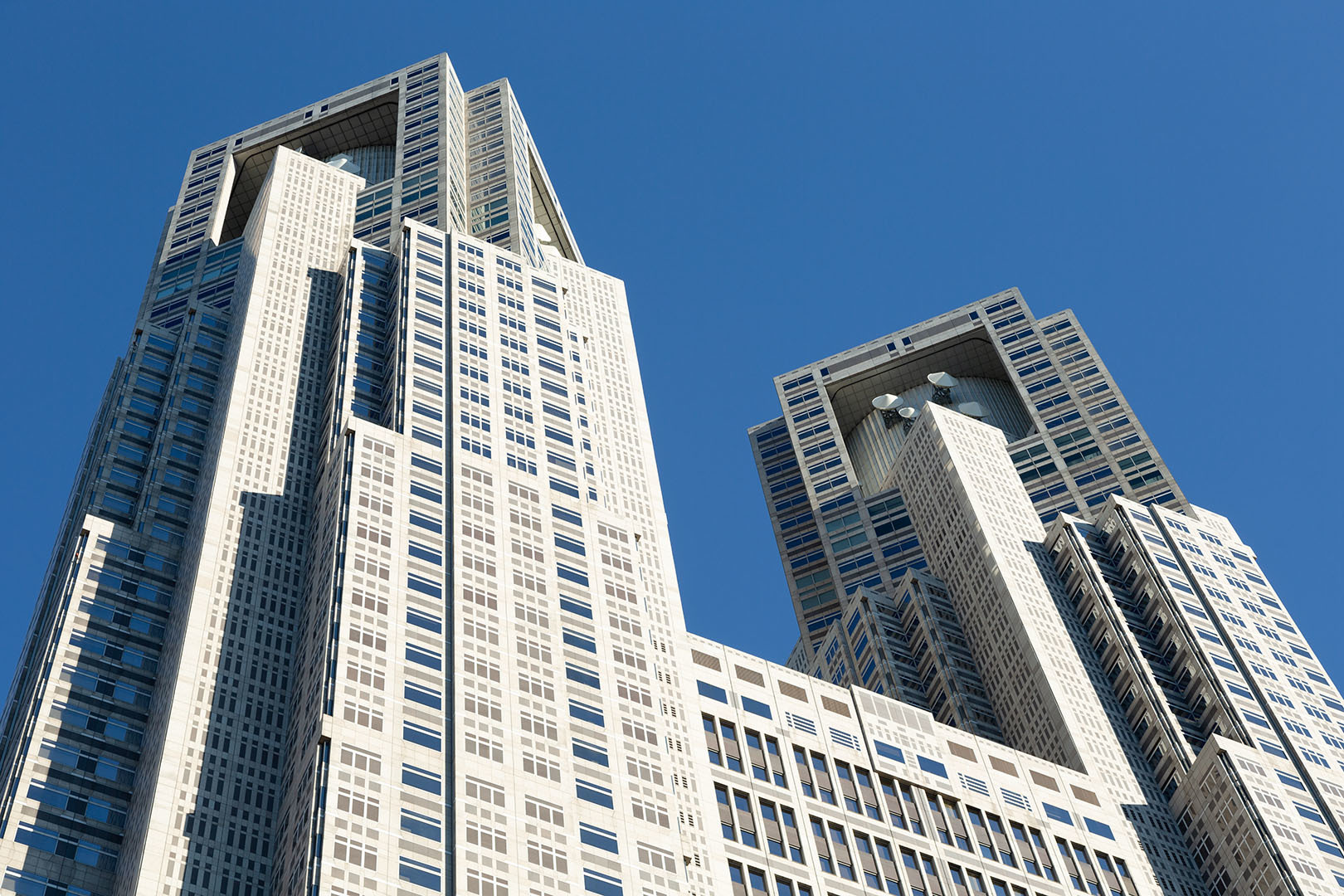 東京都庁_a0003166_16213347.jpg