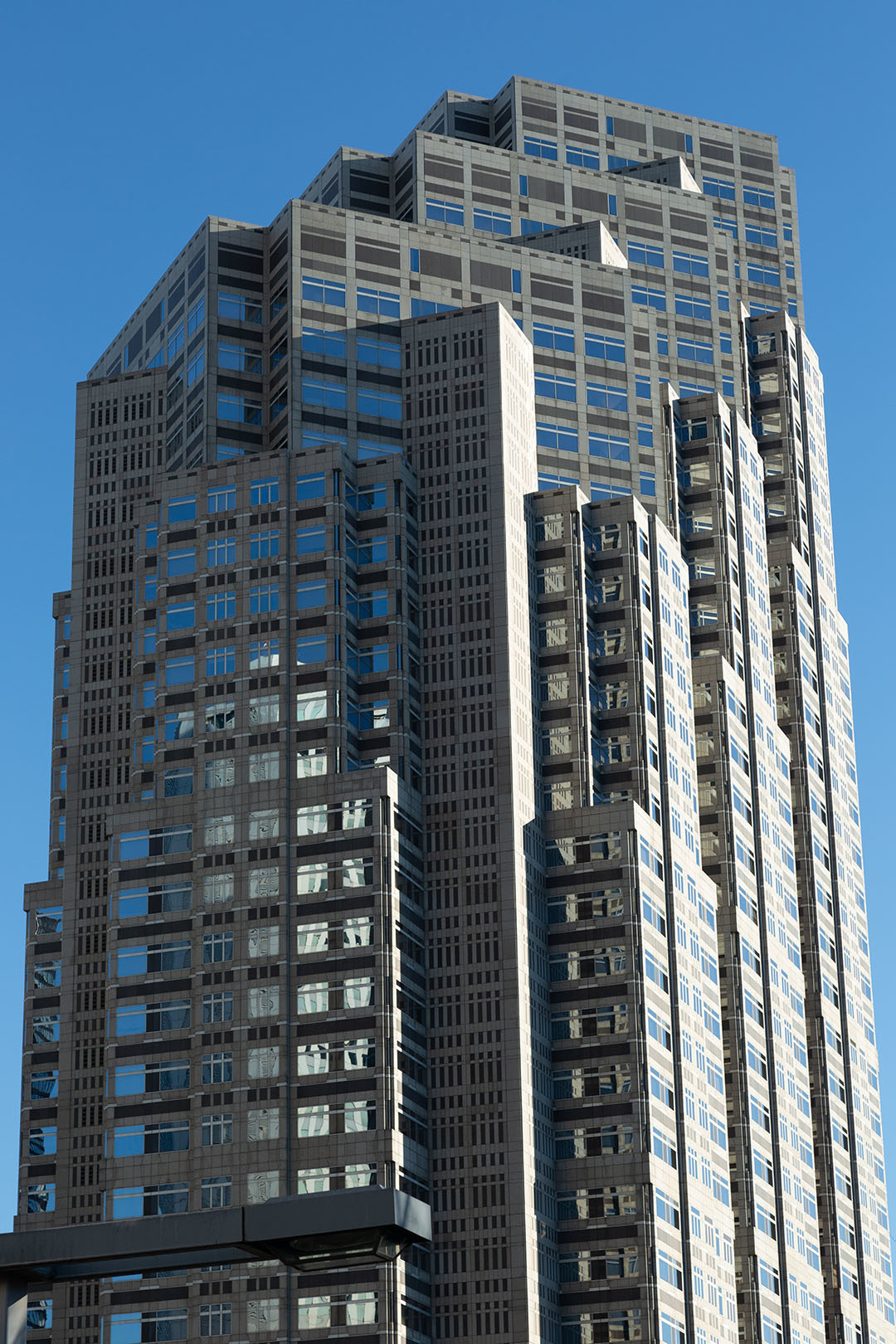 東京都庁_a0003166_16213421.jpg