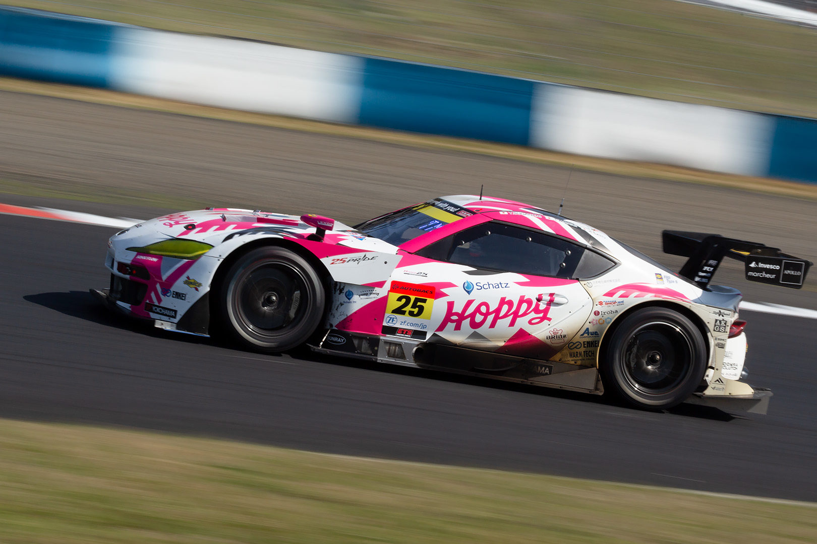 SUPER GT 岡山 GT300 その3_a0003166_16282370.jpg