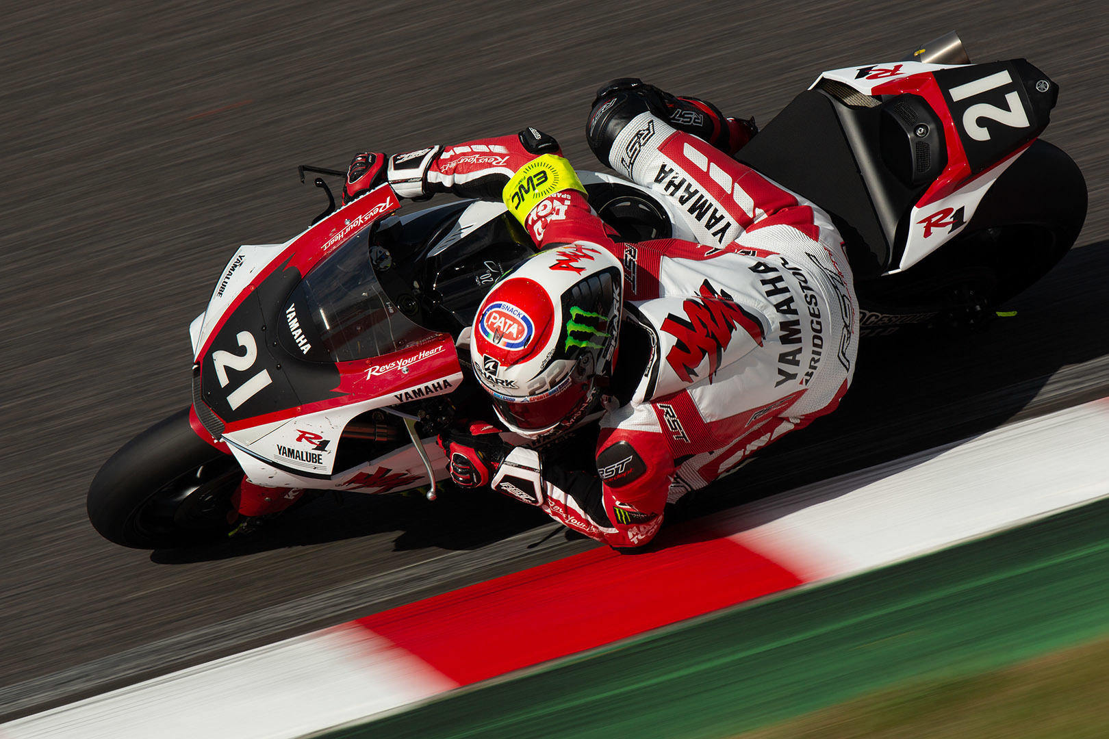 鈴鹿８時間耐久ロードレース_a0003166_16311582.jpg