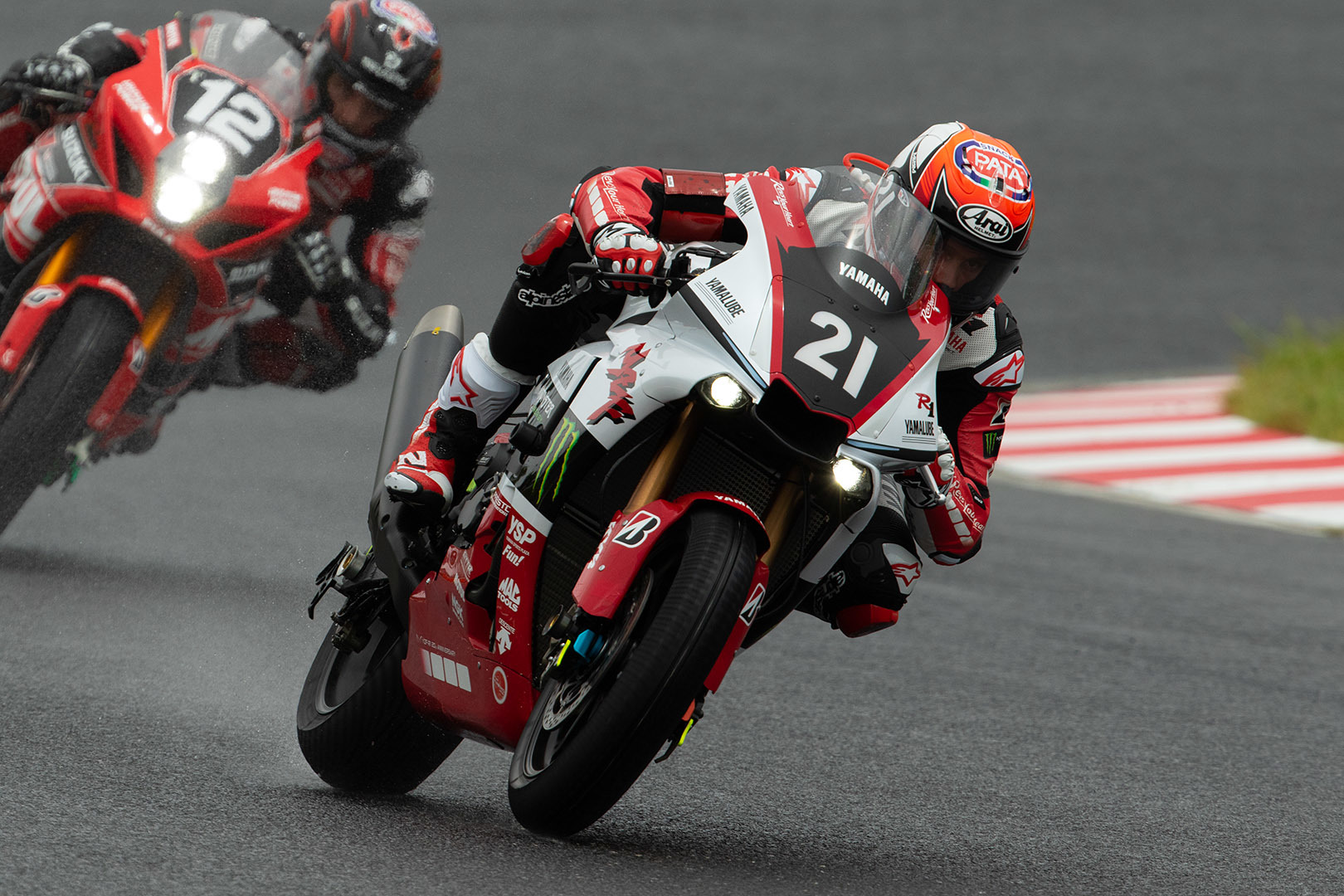 鈴鹿８時間耐久ロードレース_a0003166_16311675.jpg