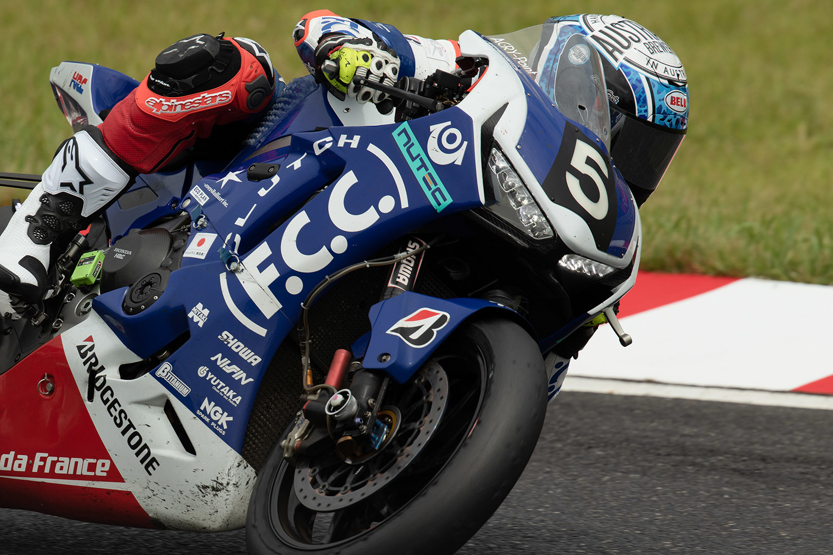 鈴鹿８時間耐久ロードレース_a0003166_16320546.jpg