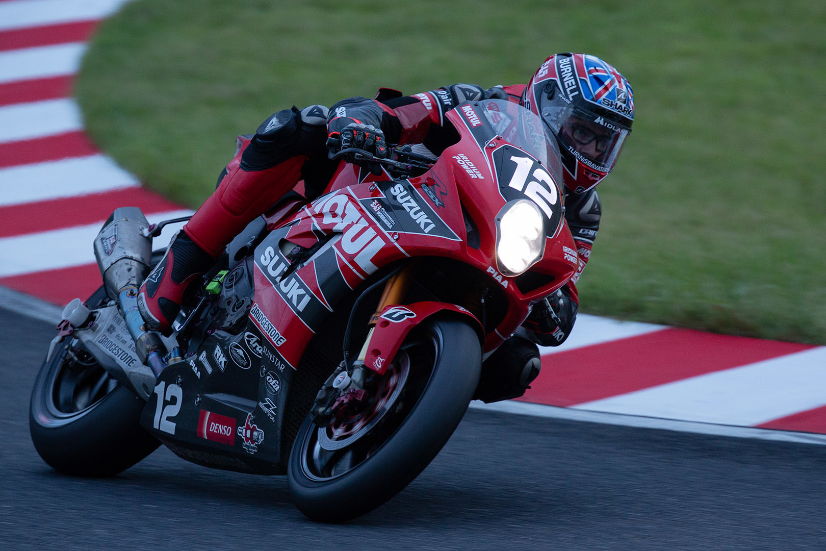 鈴鹿８時間耐久ロードレース_a0003166_16323535.jpg