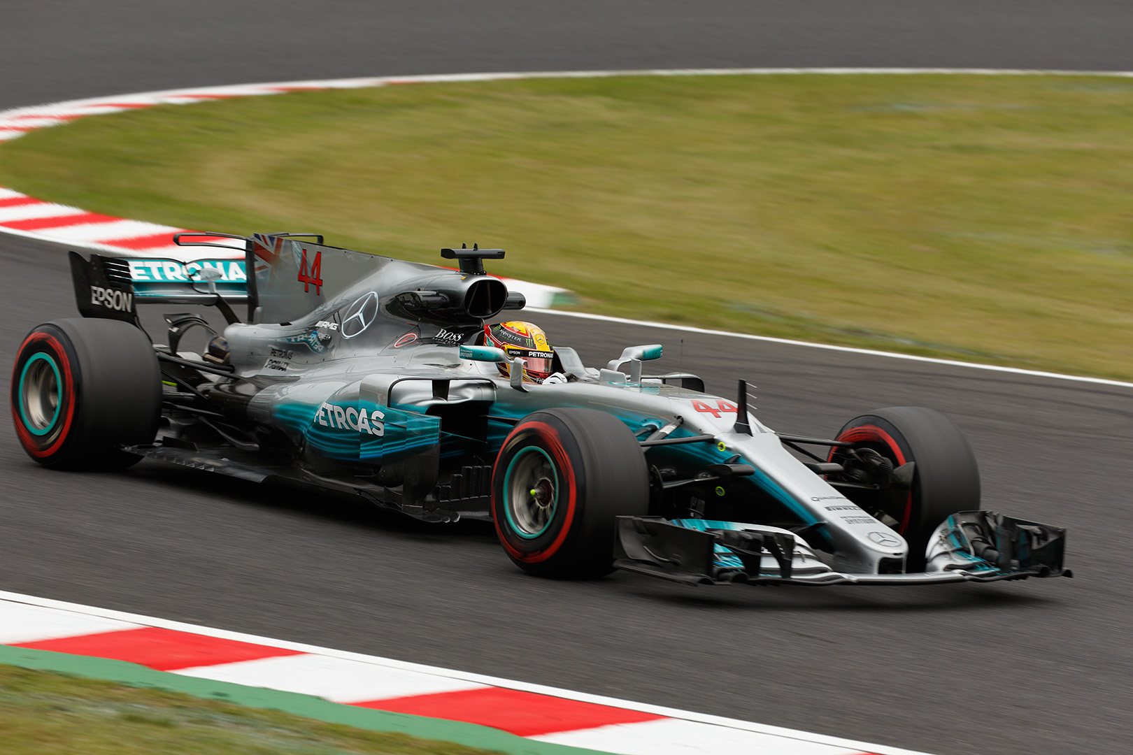 Ｆ１ 金曜 （鈴鹿サーキット　ヘアピン）_a0003166_16575781.jpg
