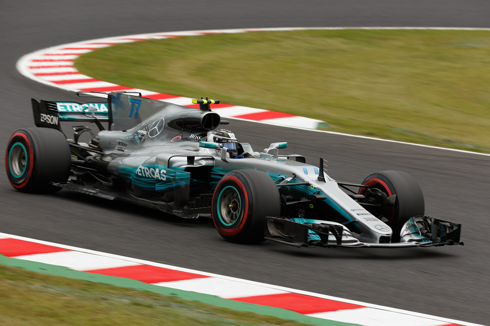 Ｆ１ 金曜 （鈴鹿サーキット　ヘアピン）_a0003166_16575936.jpg