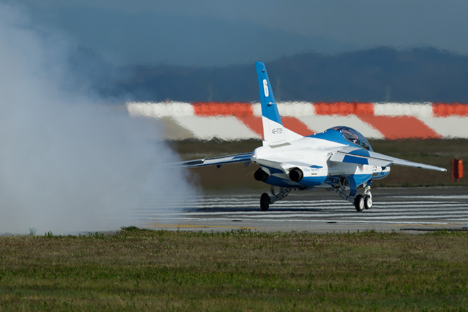 岩国フレンドシップデー　ブルーインパルス（その１ 離着陸）_a0003166_1662845.jpg