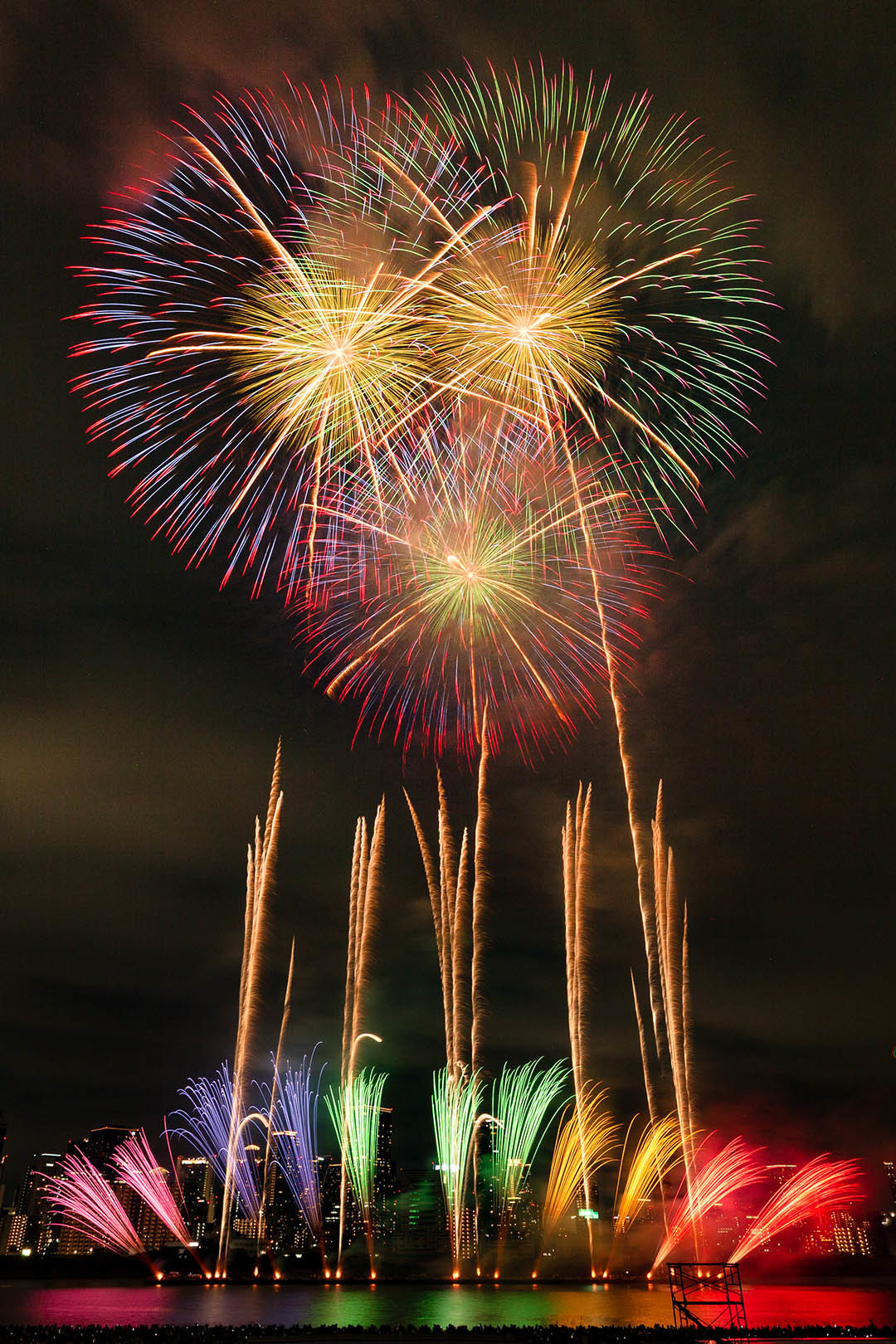 なにわ淀川花火大会　その２_a0003166_17065883.jpg