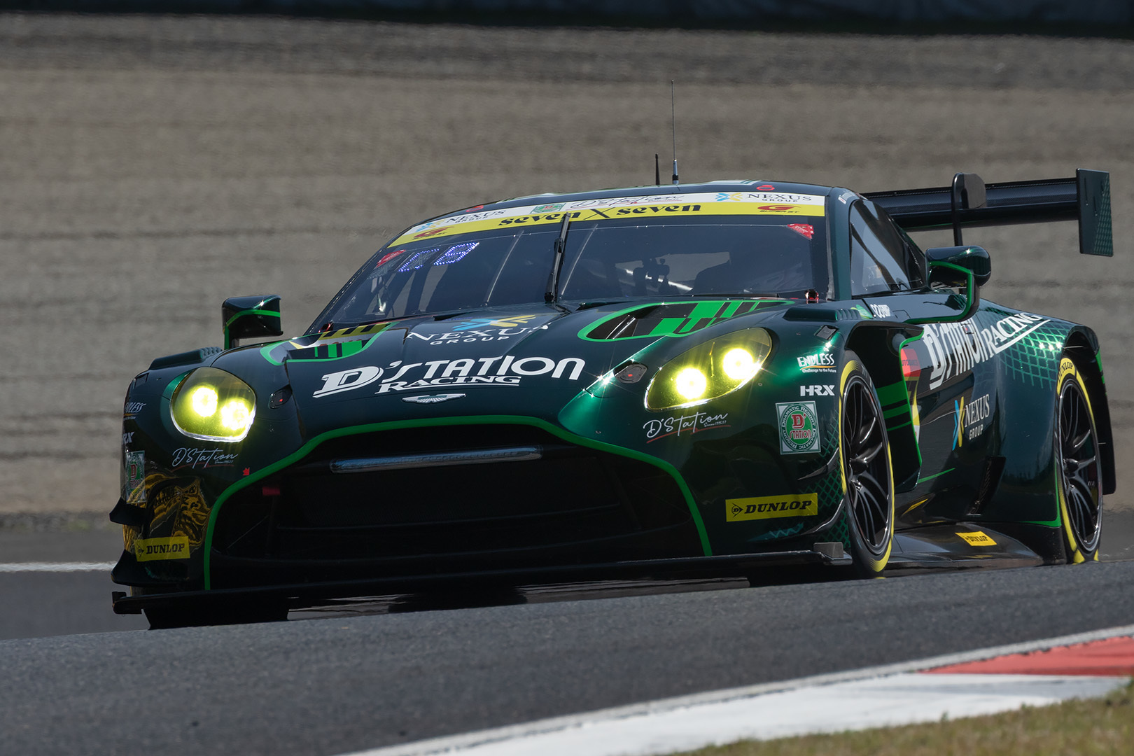 スーパーGT岡山 GT300_a0003166_17361371.jpg