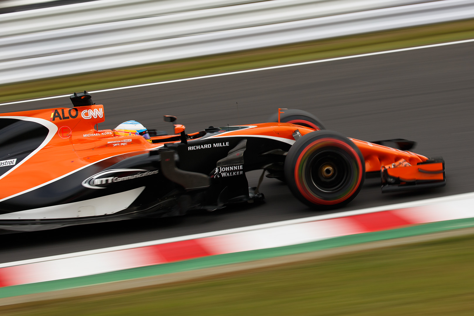 Ｆ１ 土曜 （鈴鹿サーキット）_a0003166_17434639.jpg