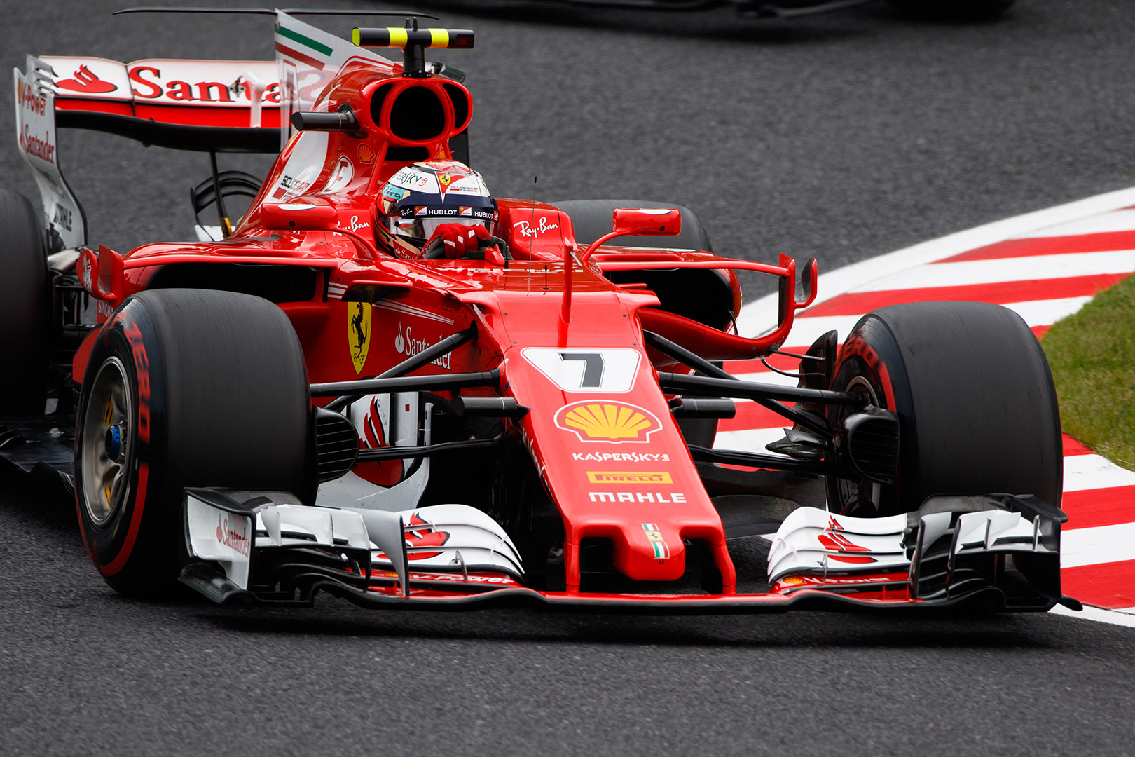 Ｆ１ 土曜 （鈴鹿サーキット）_a0003166_17434937.jpg