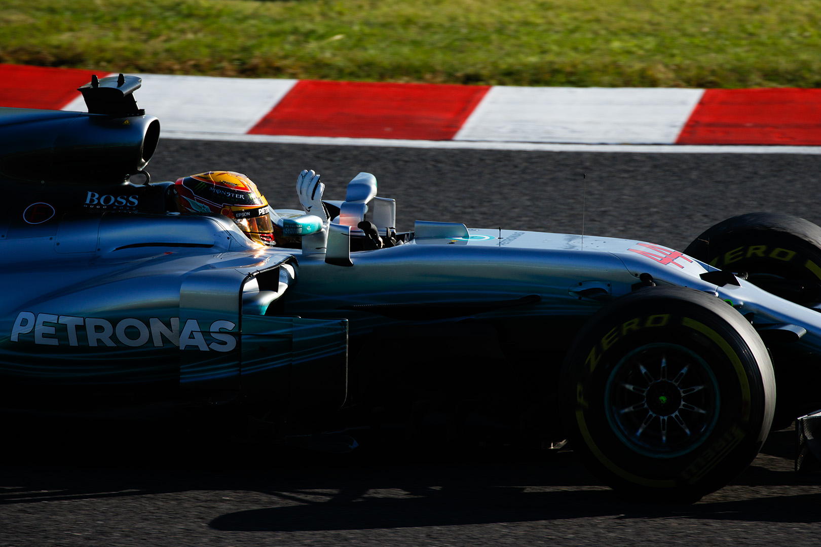 Ｆ１ 日曜 （鈴鹿サーキット）_a0003166_17482450.jpg
