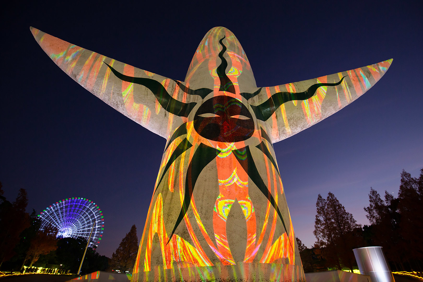 万博公園 太陽の塔 イルミネーション その２_a0003166_18193716.jpg
