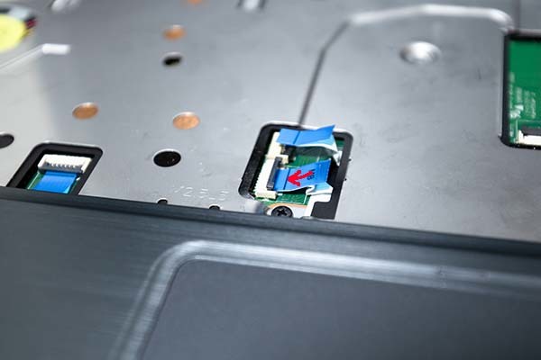 DELL Inspiron 15z 5523 を分解して、ＨＤＤをＳＳＤに交換したメモ_a0003166_18452642.jpg