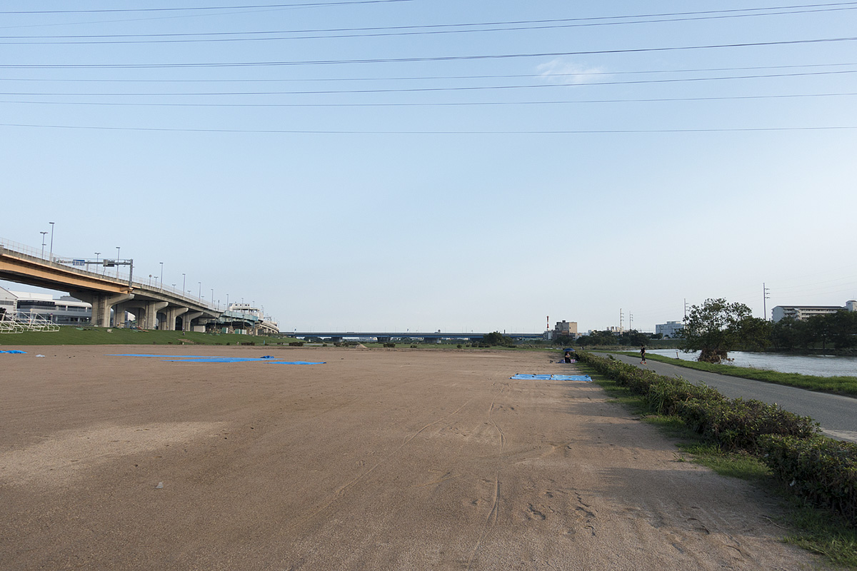 「猪名川花火大会 増水で会場が浸水したため中止」 → 浸水した会場の様子_a0003166_1845569.jpg