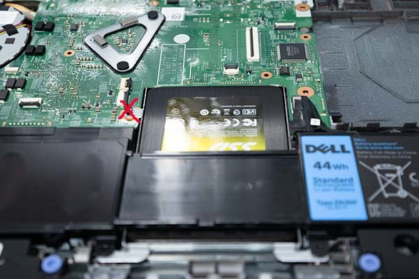 DELL Inspiron 15z 5523 を分解して、ＨＤＤをＳＳＤに交換したメモ_a0003166_19022576.jpg