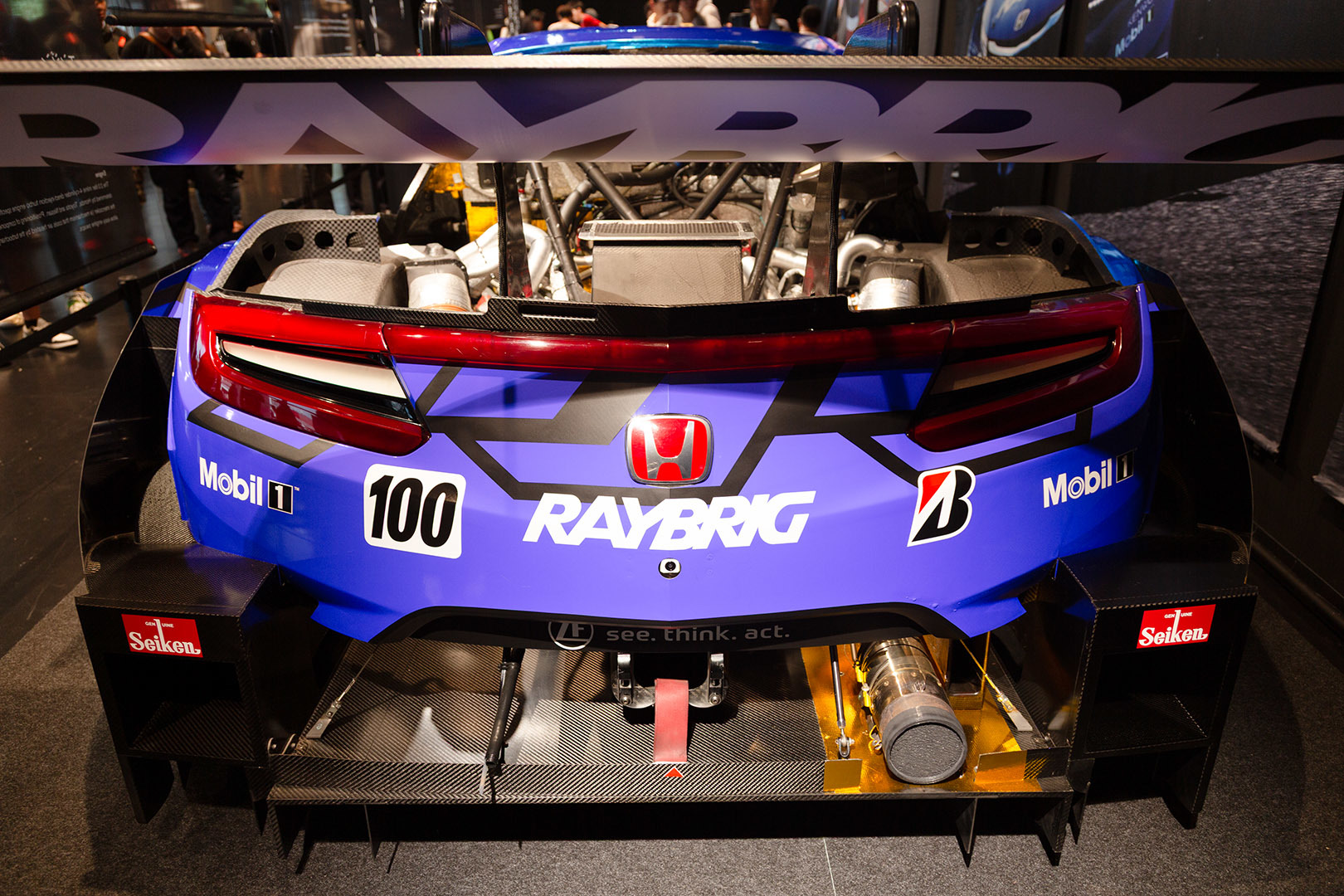 展示車（SUPER GT 鈴鹿）_a0003166_19052808.jpg