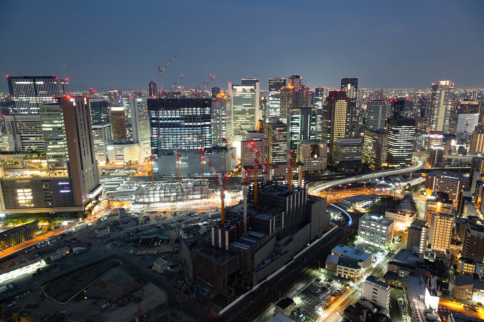 梅田スカイビルからの景色_a0003166_19070106.jpg