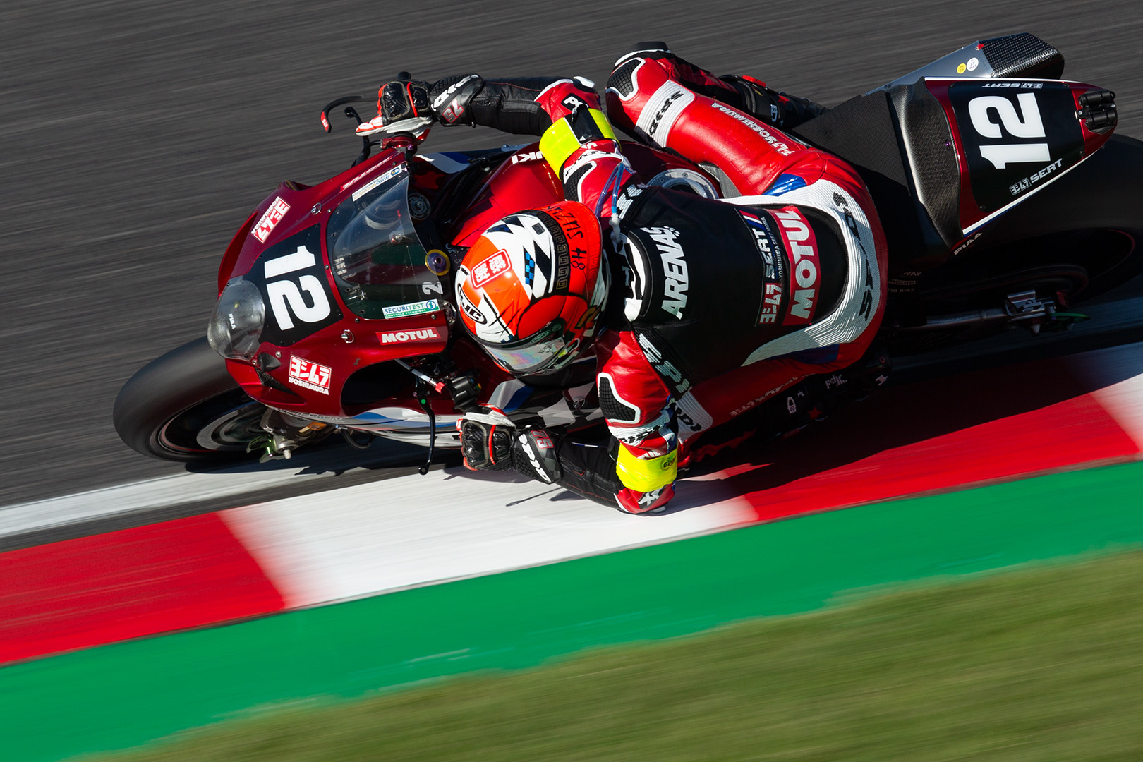 鈴鹿8時間耐久ロードレース その２_a0003166_19110449.jpg