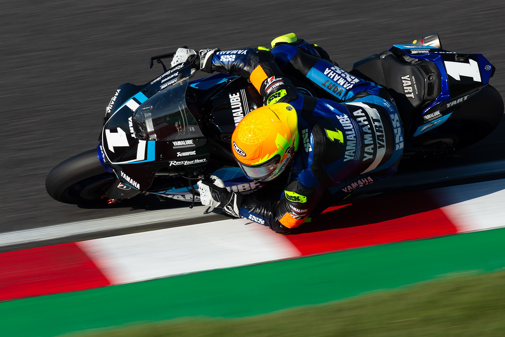 鈴鹿8時間耐久ロードレース その２_a0003166_19115293.jpg