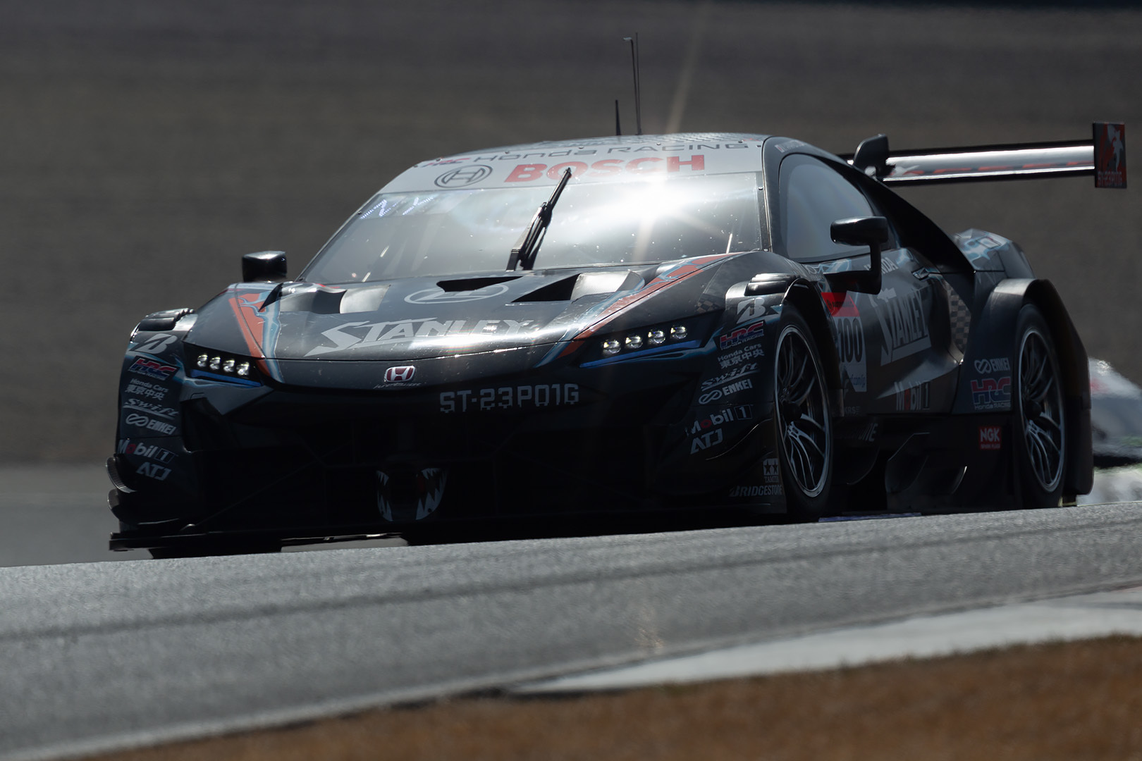 STANLEY NSX-GT テスト専用カラー　（SUPER GT 岡山 テスト）_a0003166_19283942.jpg
