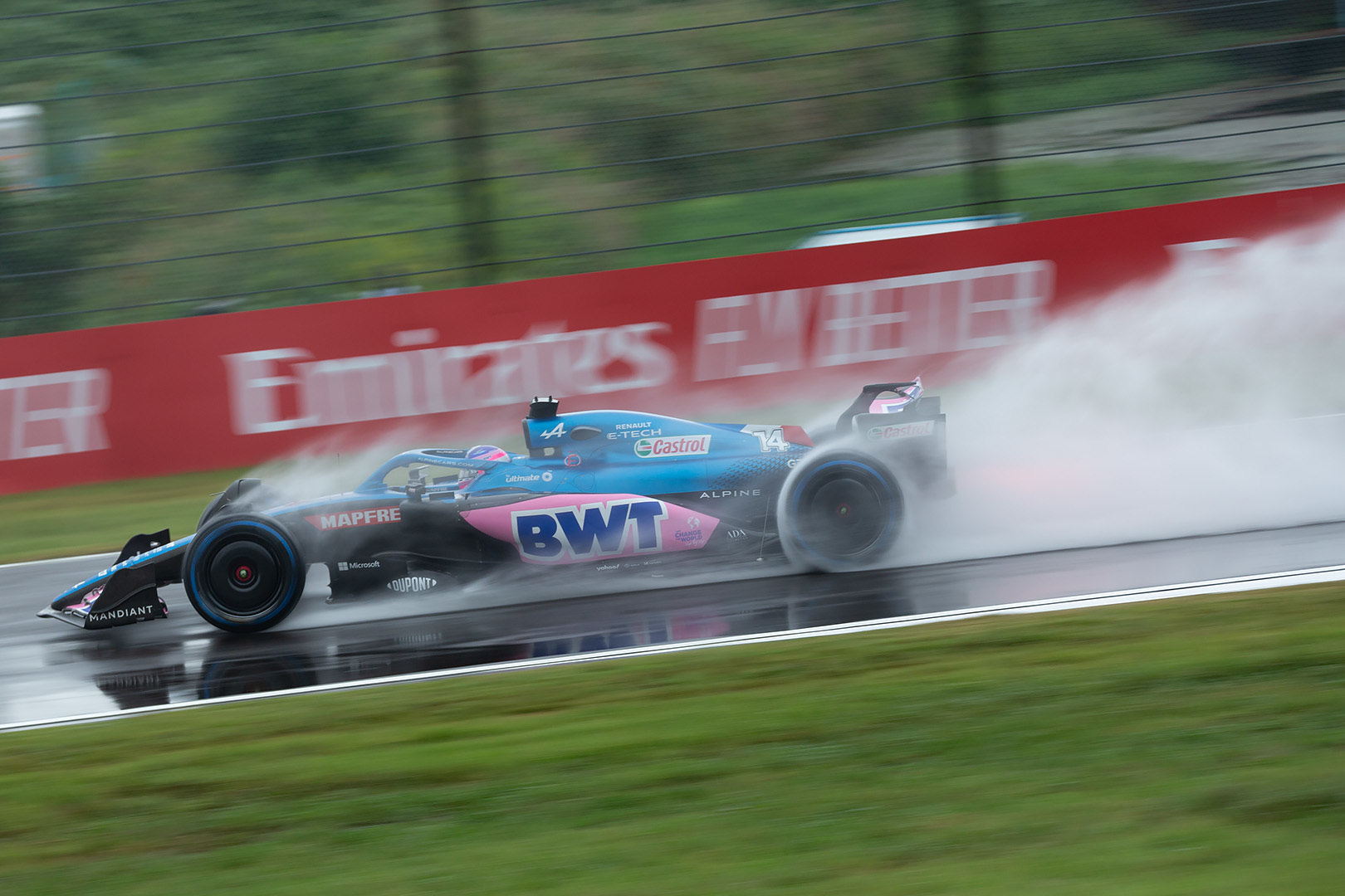 F1 水しぶき（ＦＰ１ ２コーナーからＳ字の間）_a0003166_19381879.jpg