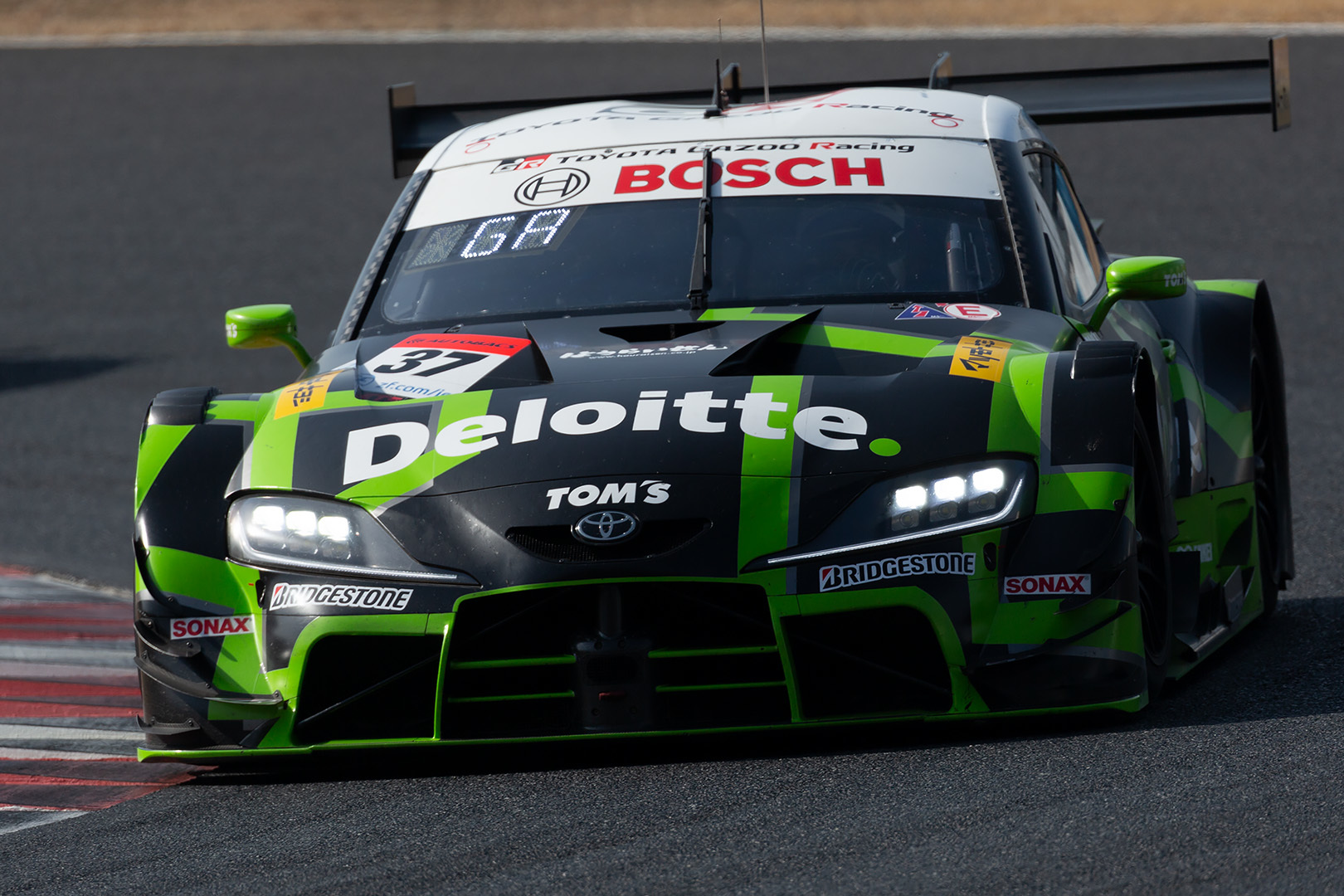 トムス ニューカラー（SUPER GT 岡山 テスト）_a0003166_19394558.jpg