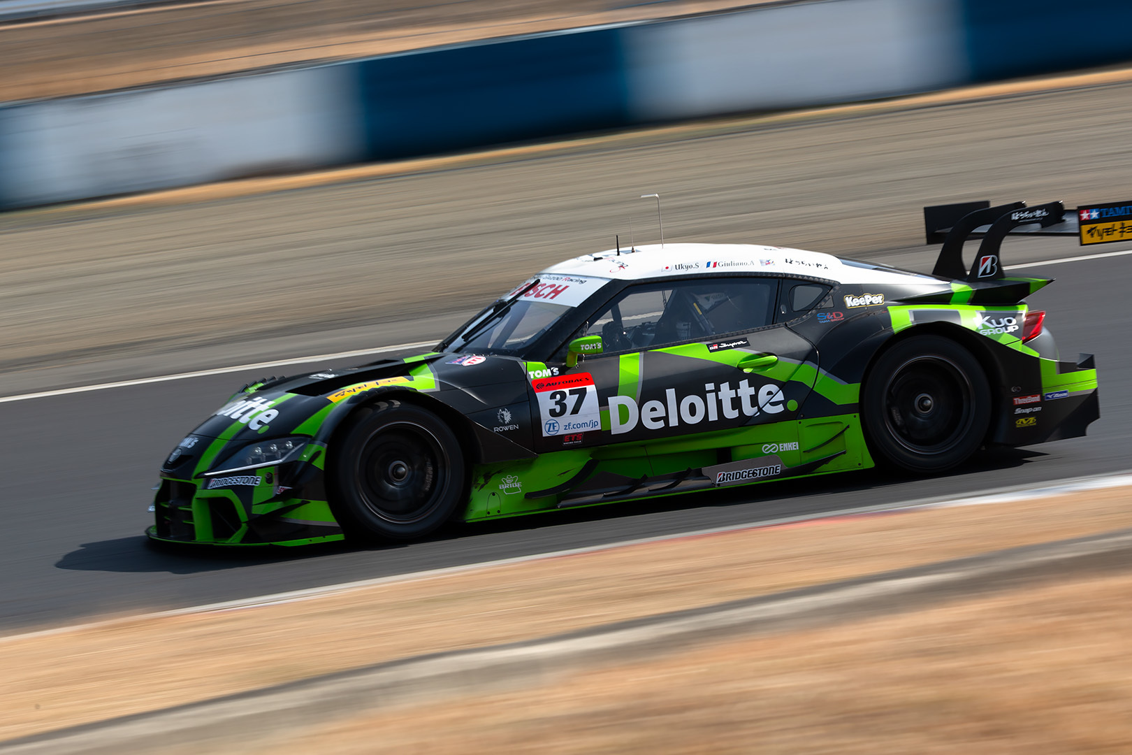 トムス ニューカラー（SUPER GT 岡山 テスト）_a0003166_19395194.jpg