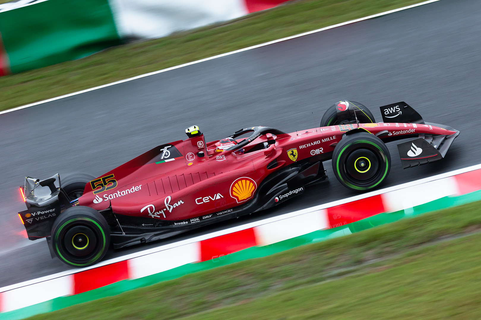F1 ヘアピンから２００Ｒの間（ＦＰ２）_a0003166_19522573.jpg