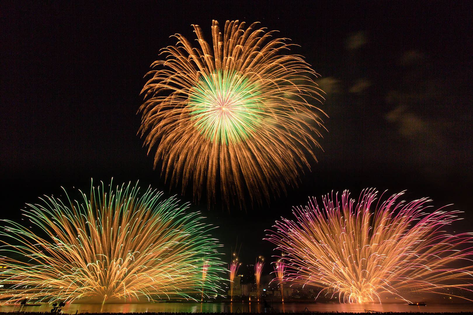 なにわ淀川花火大会_a0003166_19564676.jpg