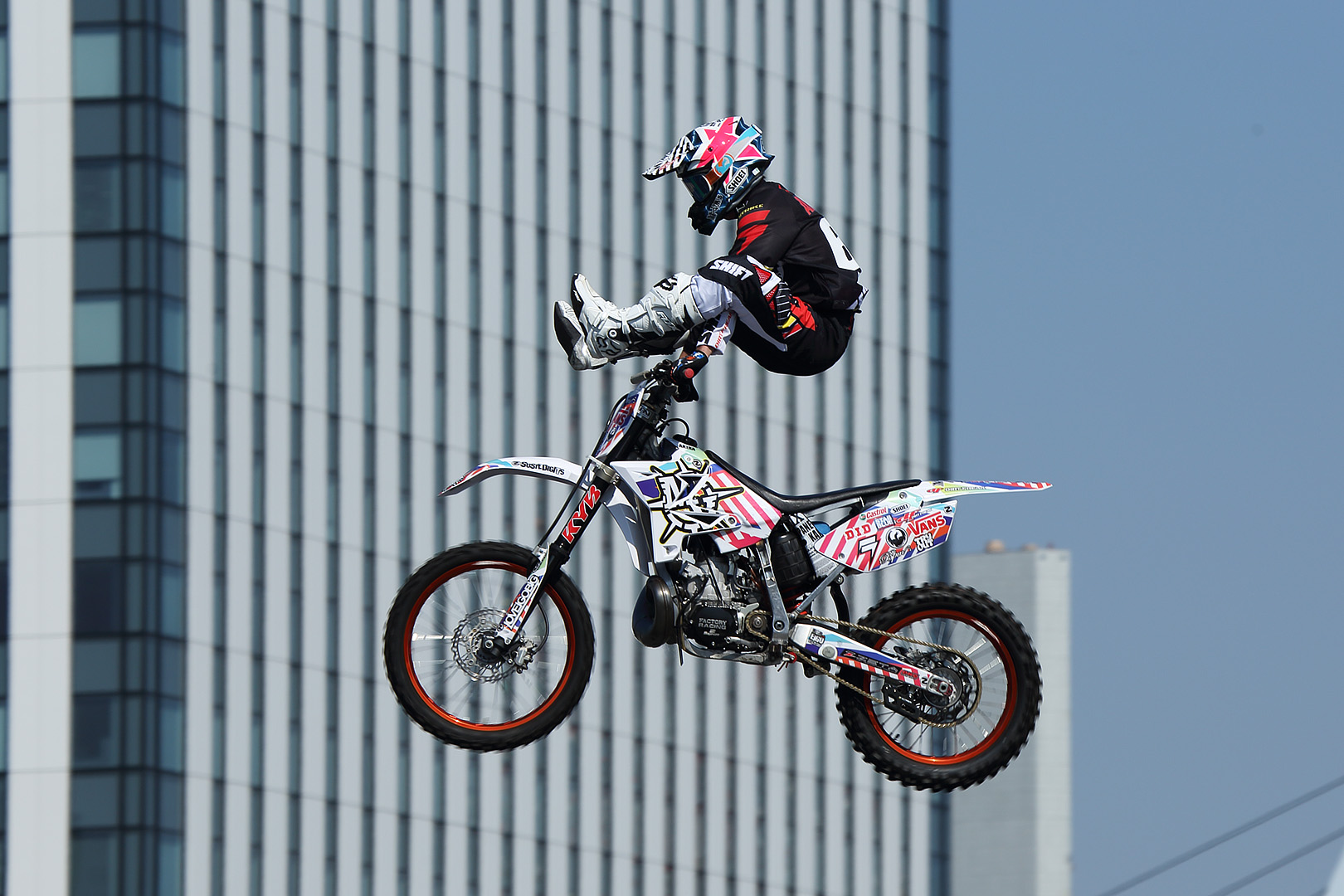ＦＭＸ （Ｄ１ お台場）_a0003166_2011542.jpg