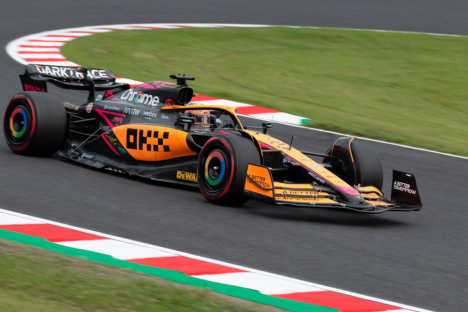 F1 ＦＰ３その１_a0003166_20483068.jpg
