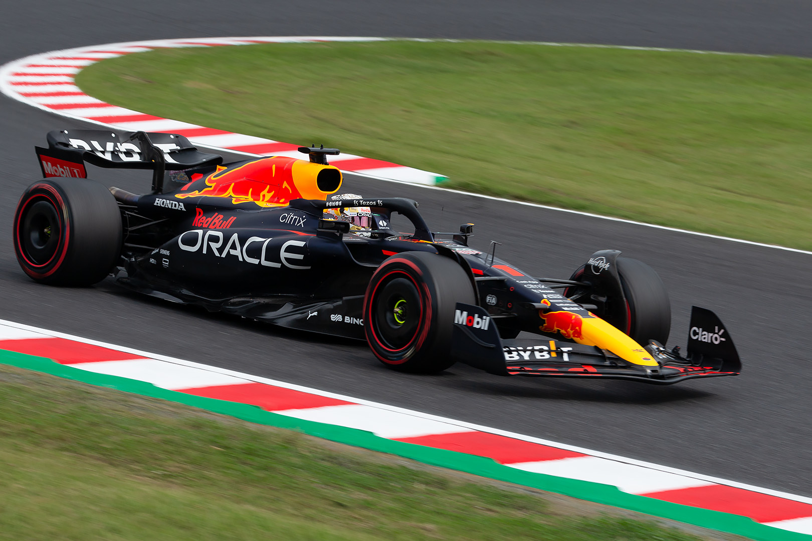 F1 ＦＰ３その１_a0003166_20485584.jpg