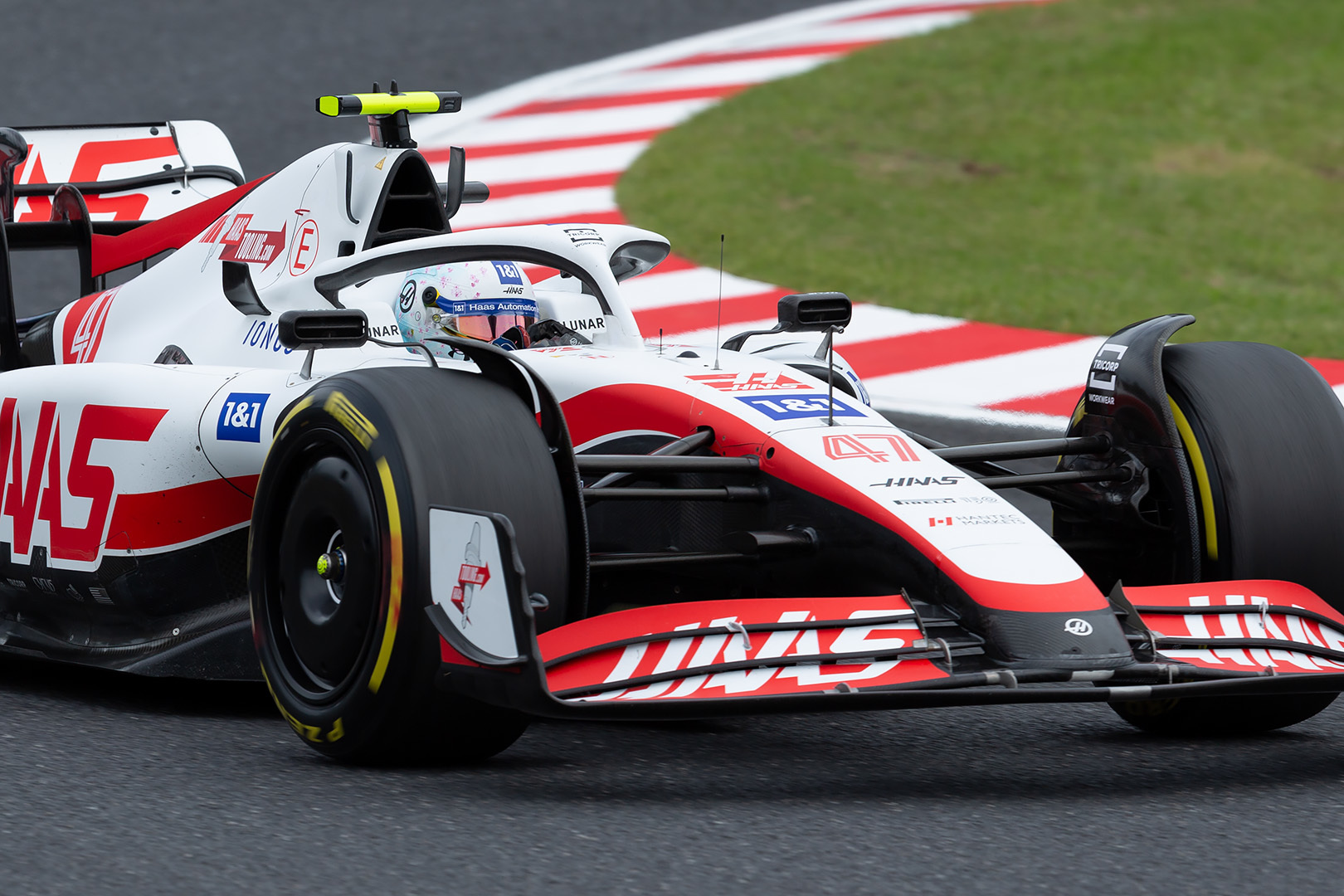 F1 ＦＰ３ その２_a0003166_21144471.jpg