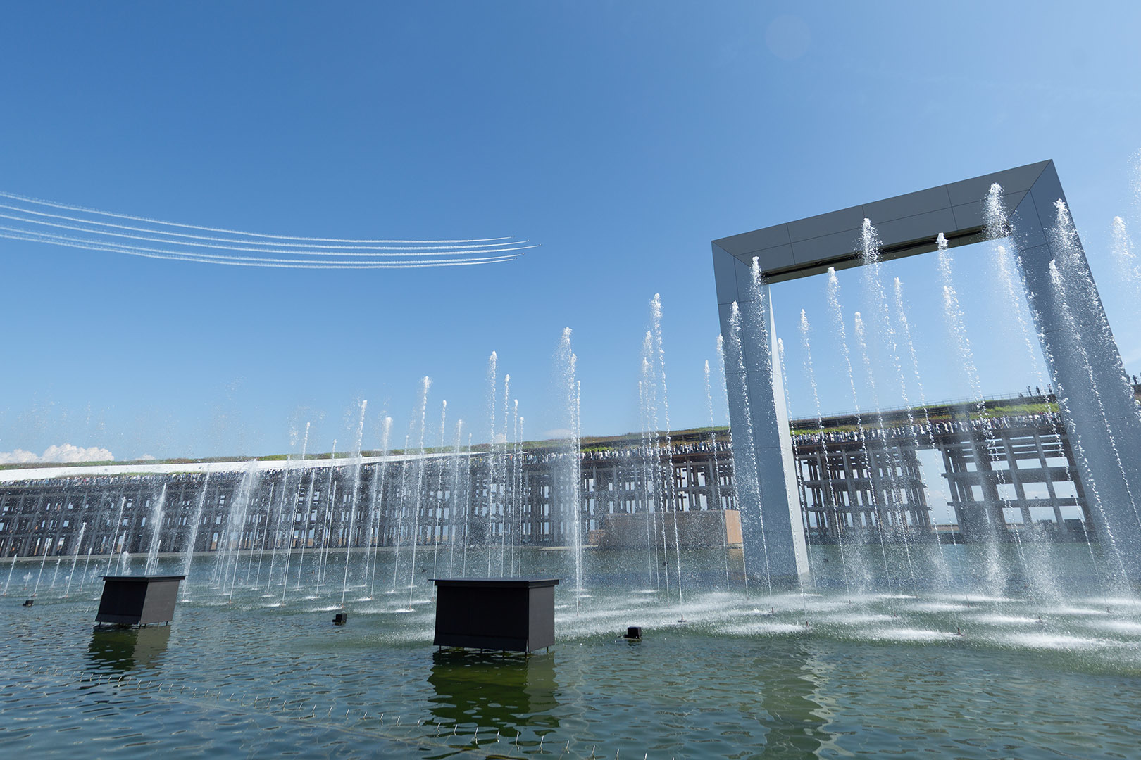 万博 ブルーインパルス ７月１３日 その２　噴水とレベルサンライズなど_a0003166_21245125.jpg