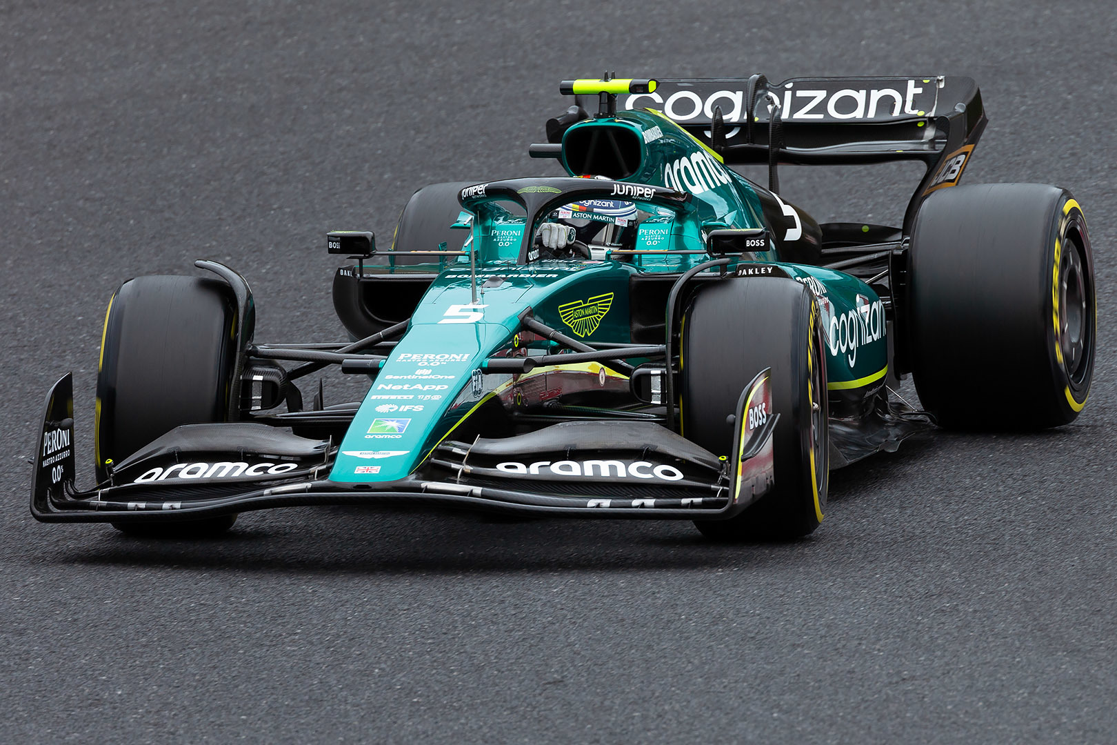 F1 ＦＰ３ その３_a0003166_21252586.jpg