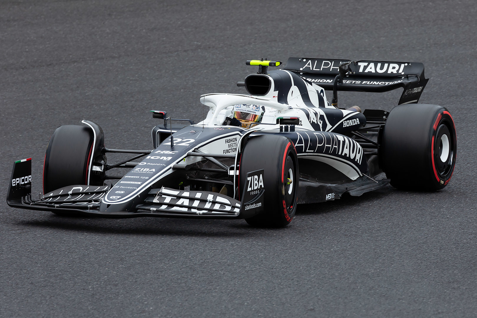F1 ＦＰ３ その３_a0003166_21255899.jpg