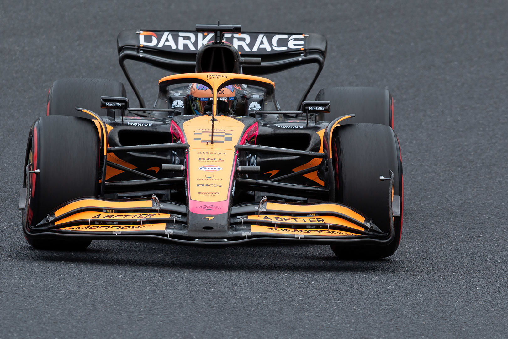 F1 ＦＰ３ その３_a0003166_21264277.jpg