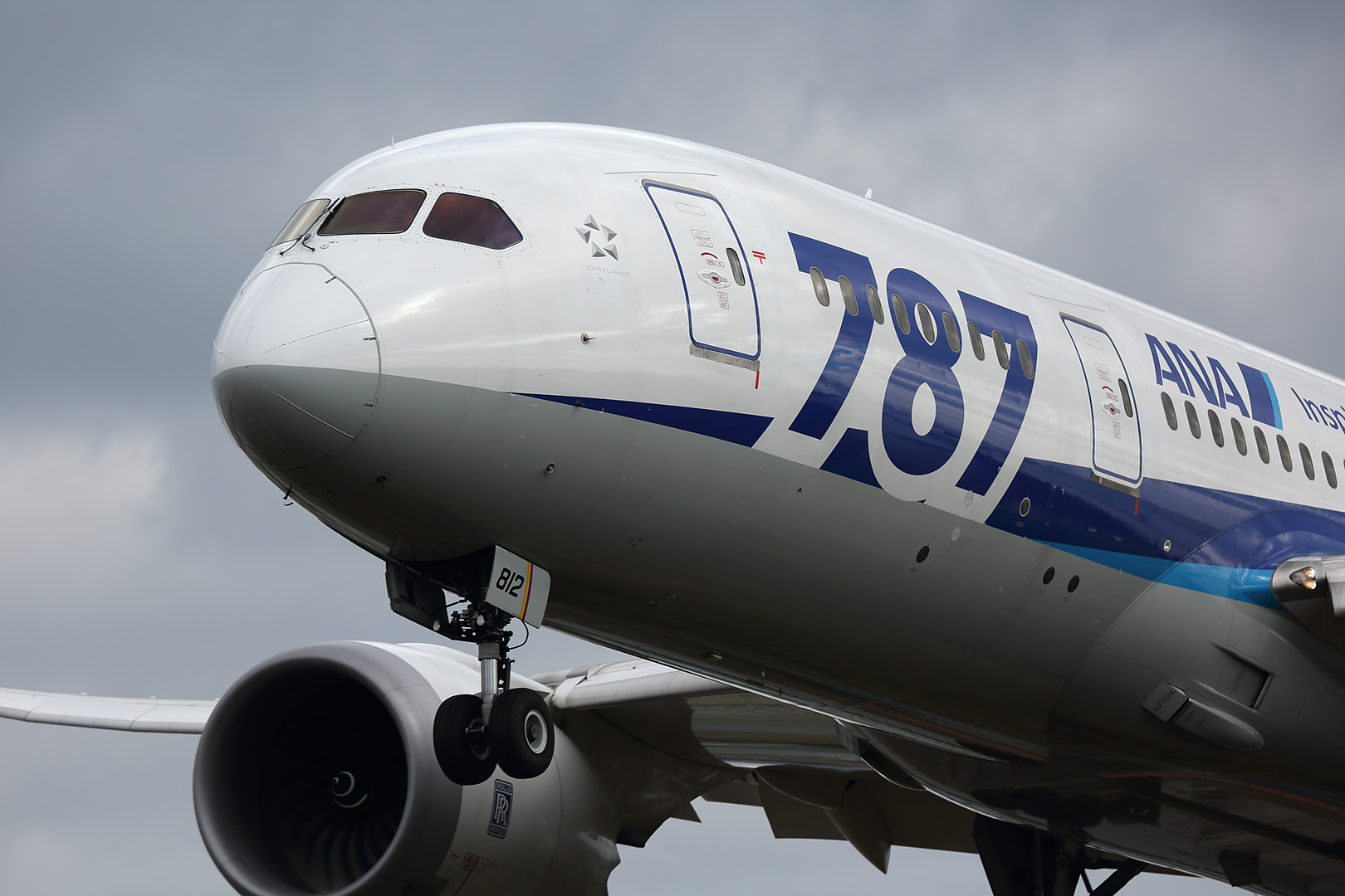 飛行機　（伊丹空港 千里川）_a0003166_21315977.jpg