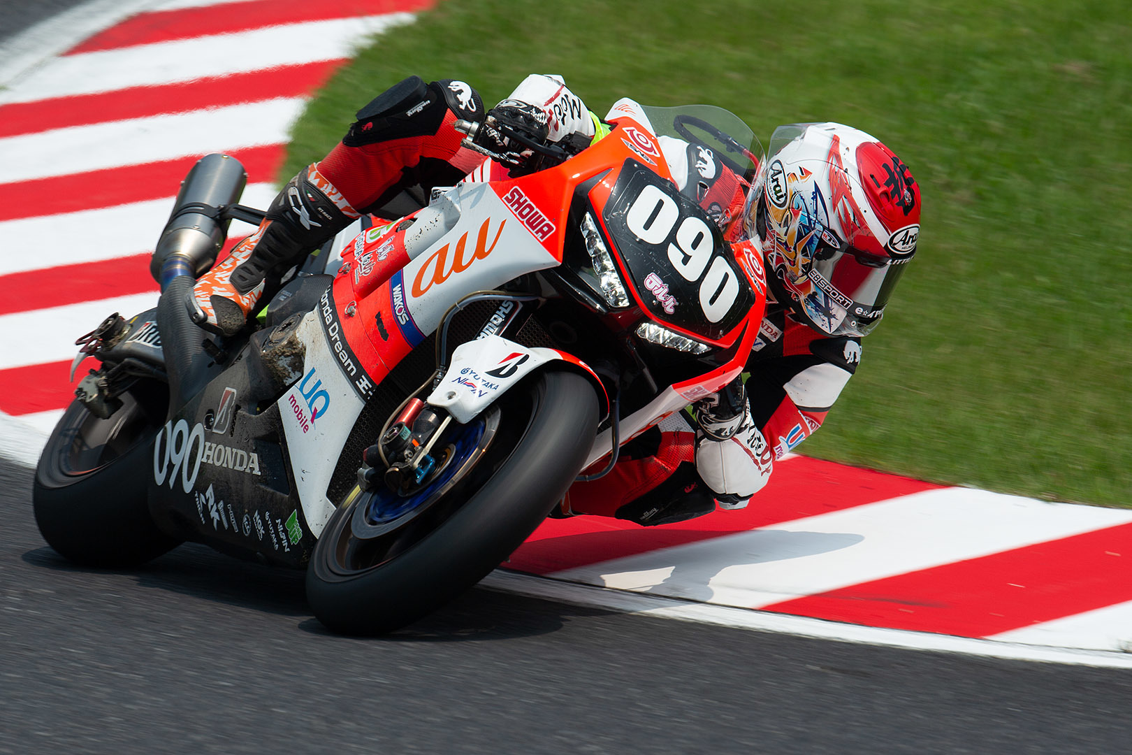 鈴鹿８時間耐久ロードレース（その３）_a0003166_21360792.jpg