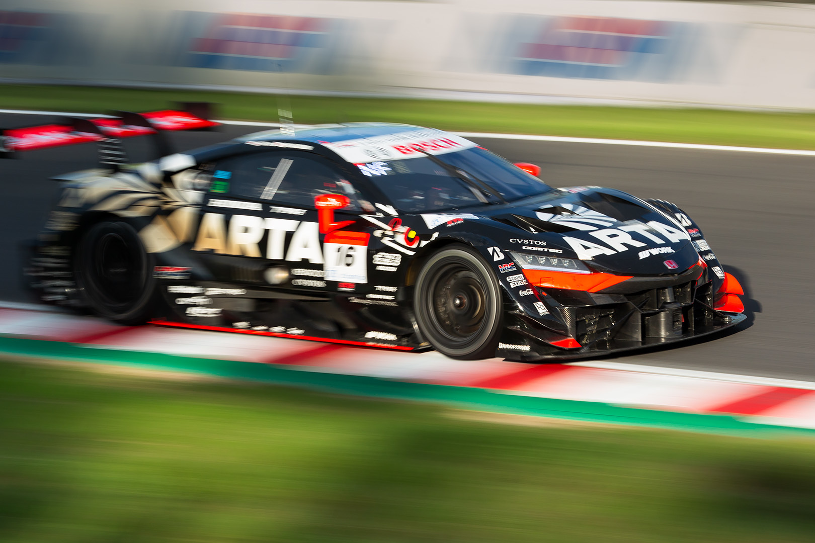 SUPER GT 第5戦 鈴鹿（その１ 16号車 ARTA MUGEN NSX-GT）_a0003166_21415757.jpg