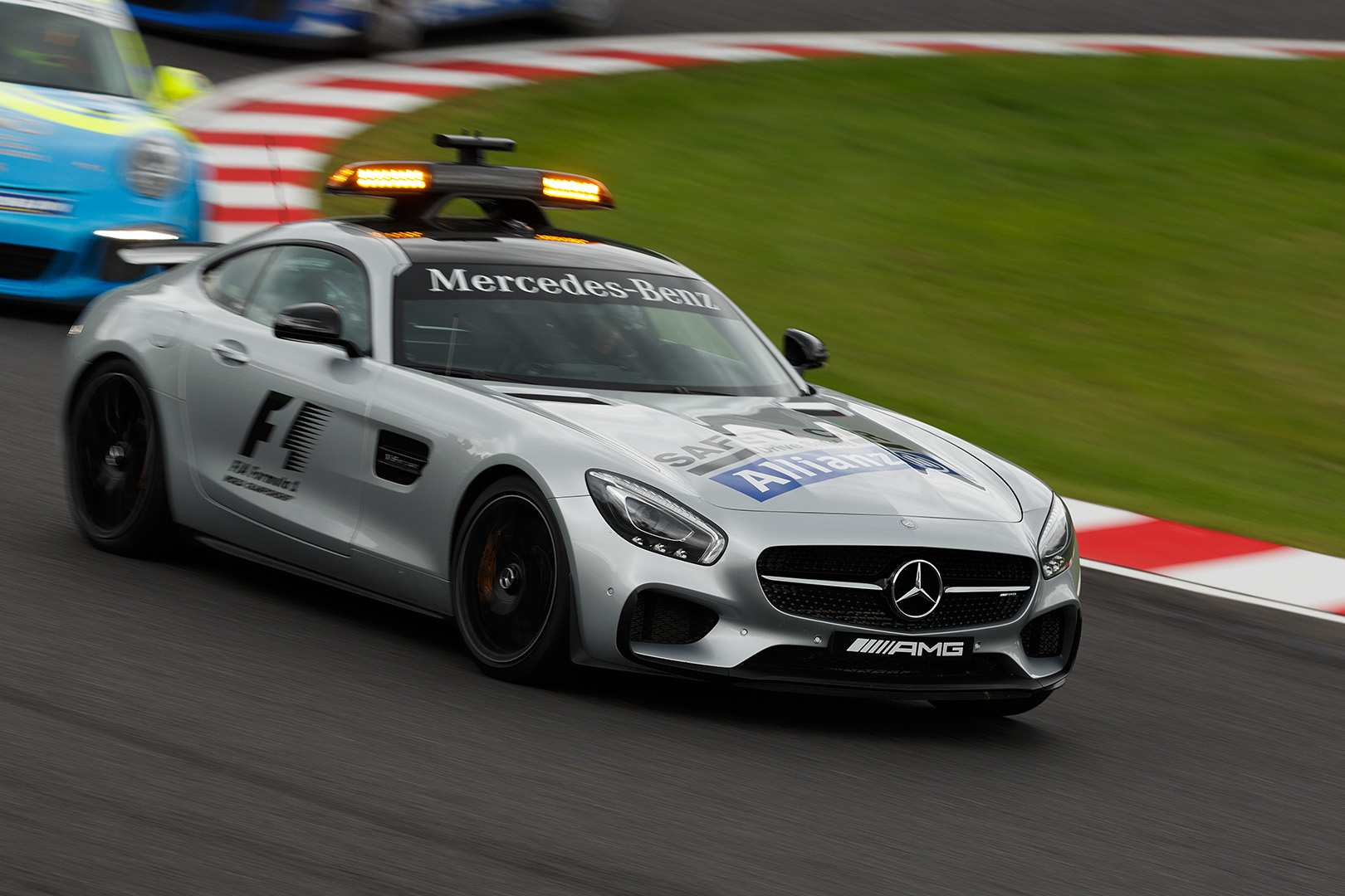 F1 セーフティーカー_a0003166_21453170.jpg