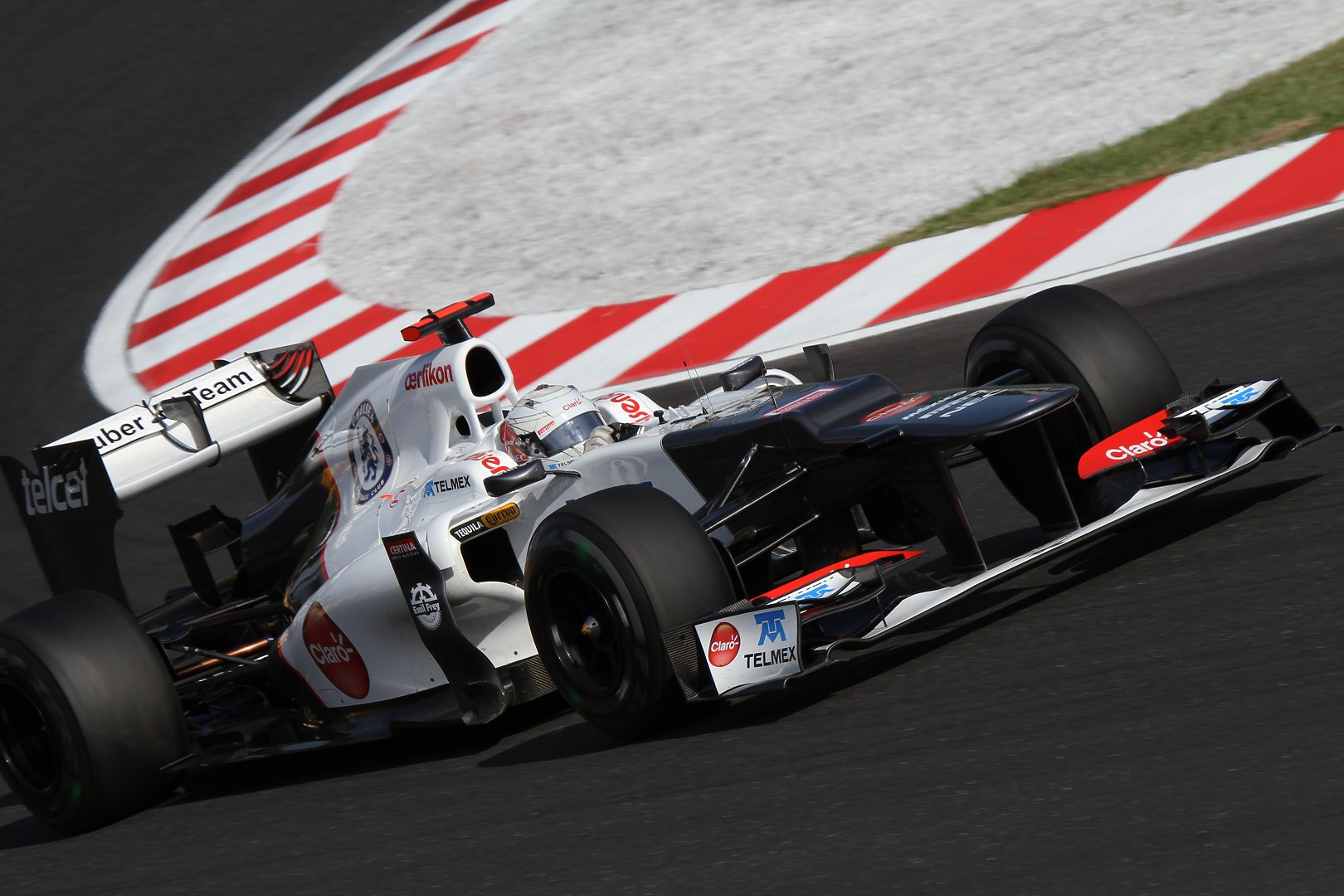 小林可夢偉 （Ｆ１日本ＧＰ 鈴鹿 ヘアピン）_a0003166_21553592.jpg